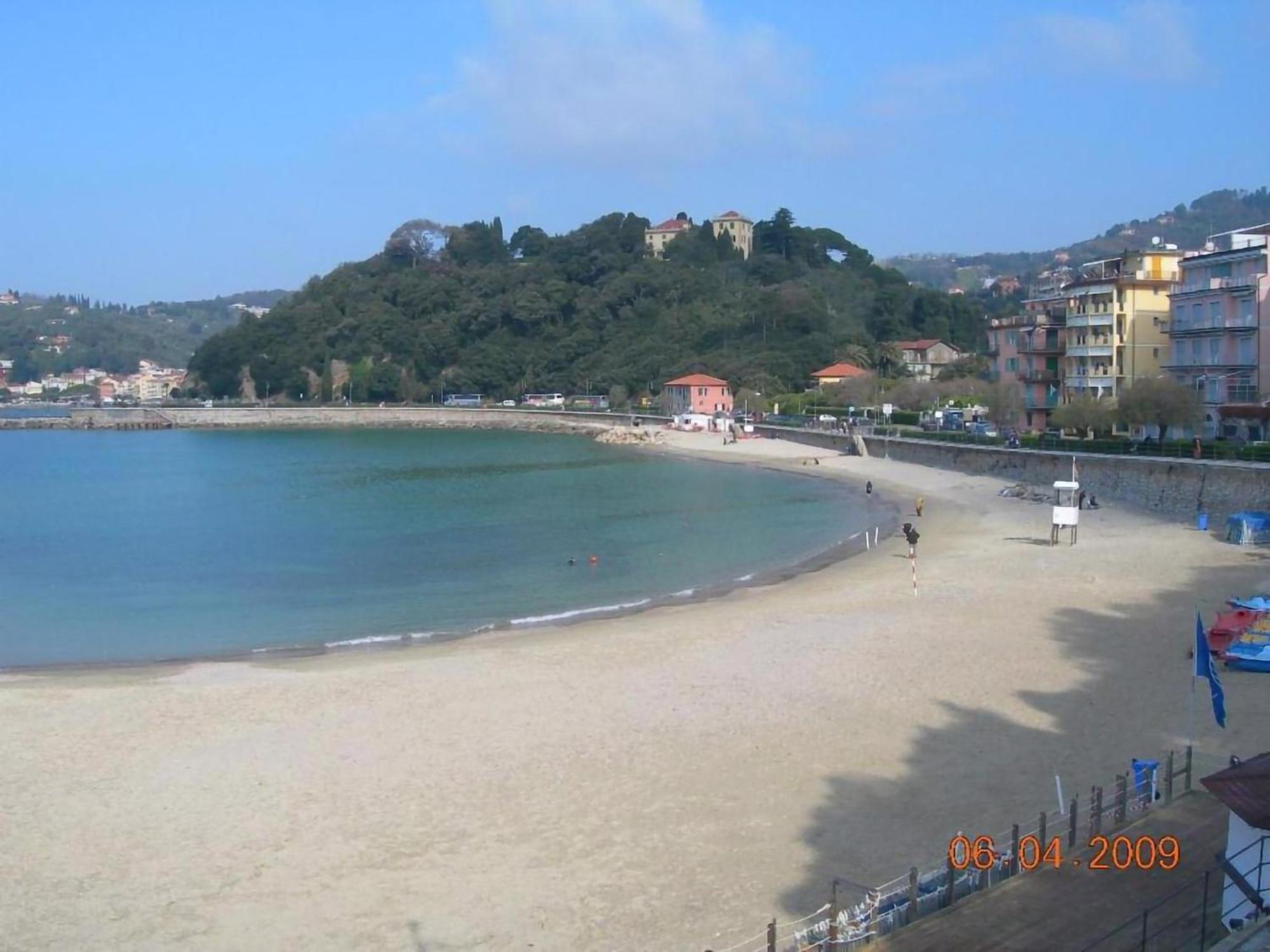 Affittacamere "In Piazzetta Da Vasco" Lerici Exterior foto