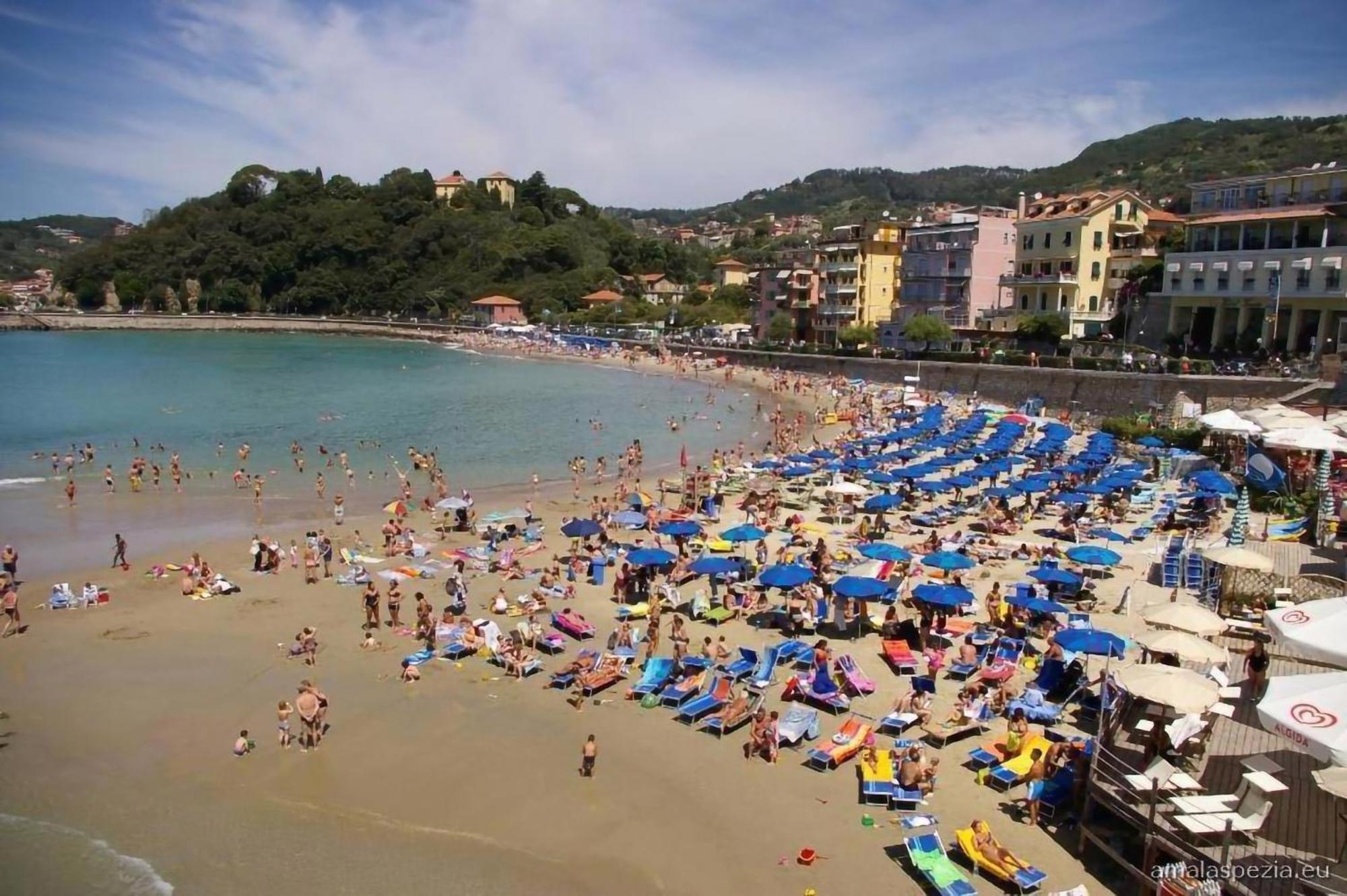 Affittacamere "In Piazzetta Da Vasco" Lerici Exterior foto